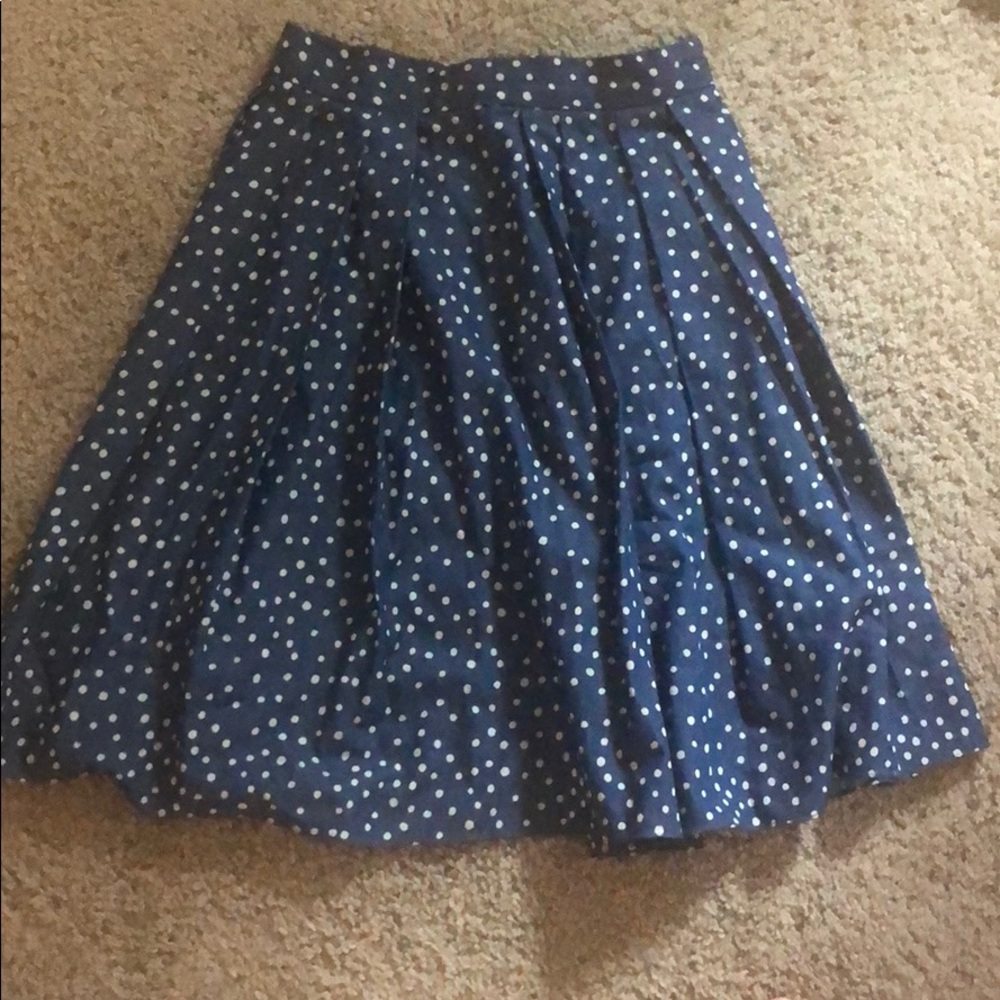 High waisted midi skirt!